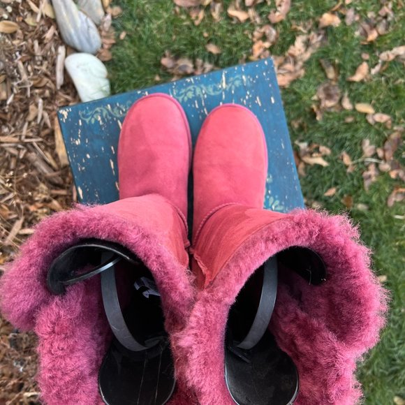 UGG Bailey Button Shearling Below Knee Fuschia Boots, 10, Button up sides, NWOB - Picture 6 of 13